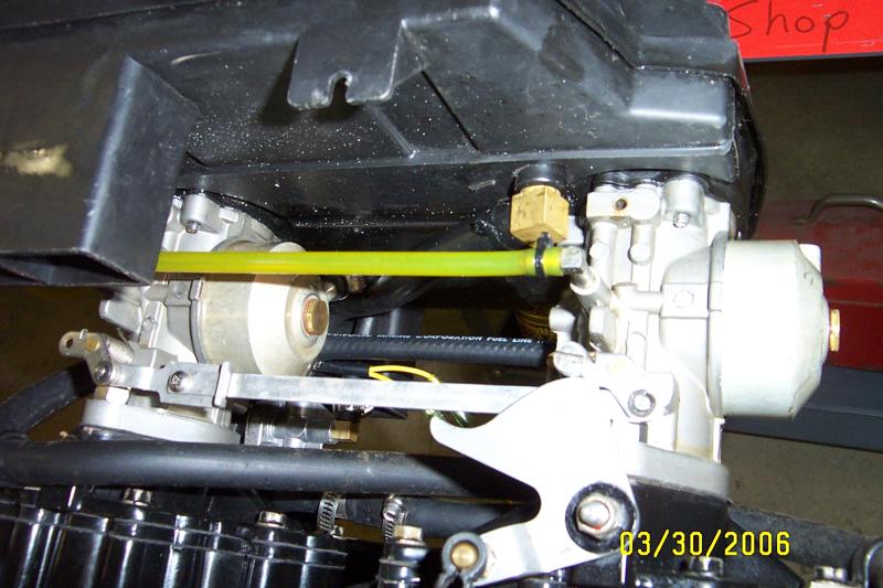 carb linkage.JPG